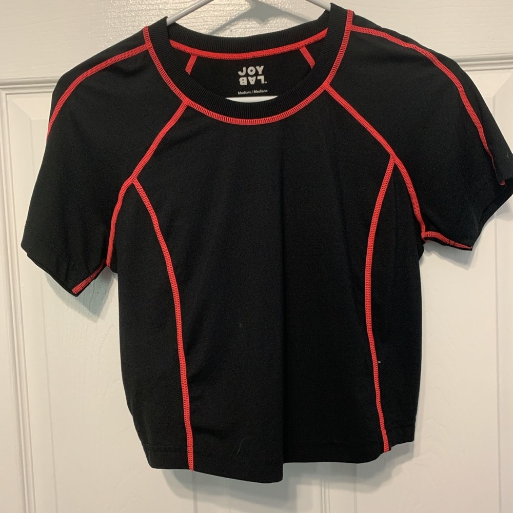 Cropped workout top